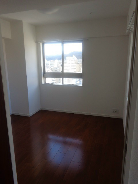 ワコーレ神戸元町アクシアの寝室