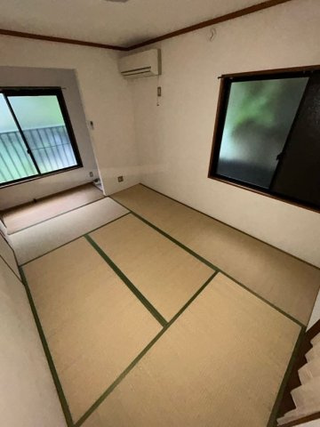岩倉ハイツの居間・リビング