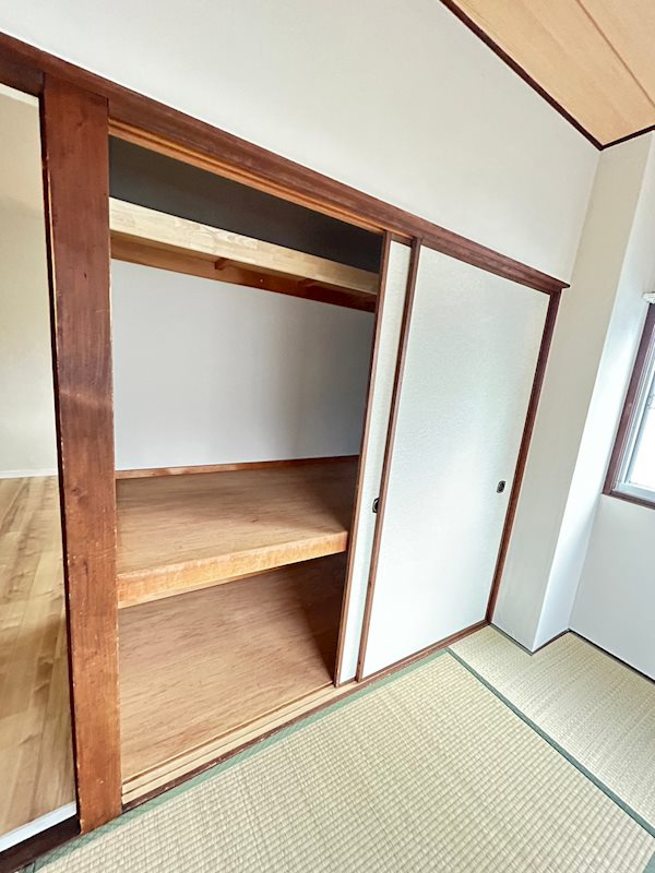 植野マンションの収納