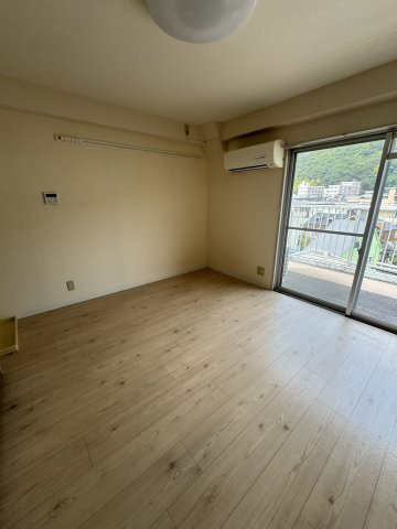平野エスペランスの寝室