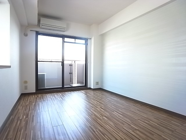 藤和シティホームズ灘の居間・リビング