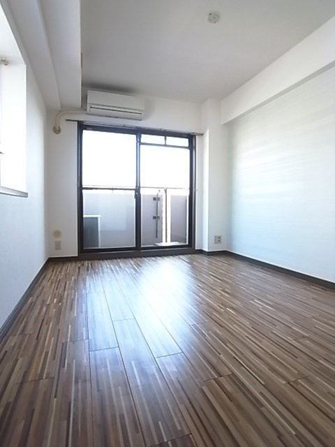 藤和シティホームズ灘の居間・リビング