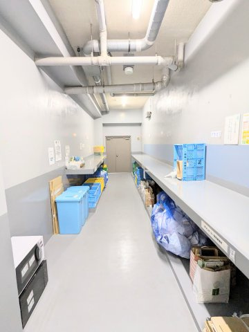 コスモ上野ロイヤルフォルムのその他共用部分|～ごみ置き場 写真～