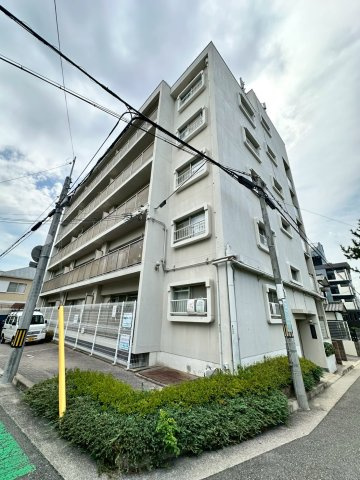 松園ハイツの外観