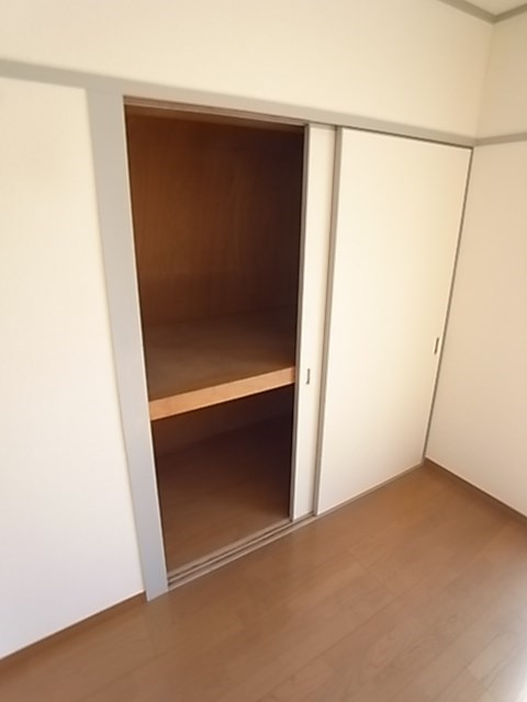熊野町ハイツの収納