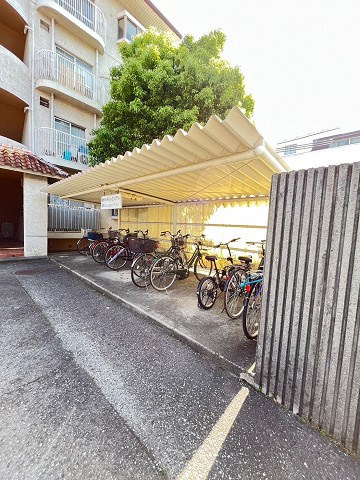 熊野町ハイツの外観
