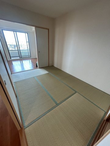 甲子園三番町ハイツの和室