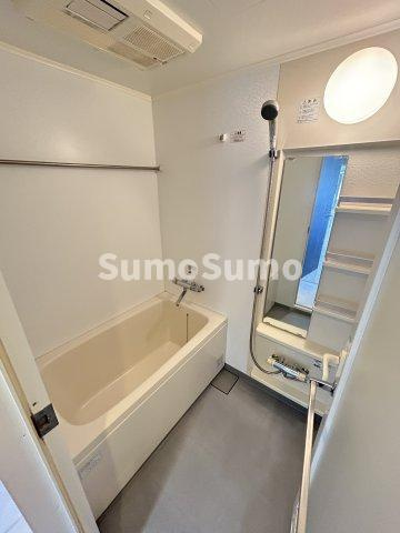 南堀江アパートメントグランデの浴室|暖かな日差しのふりそそぐバルコニー