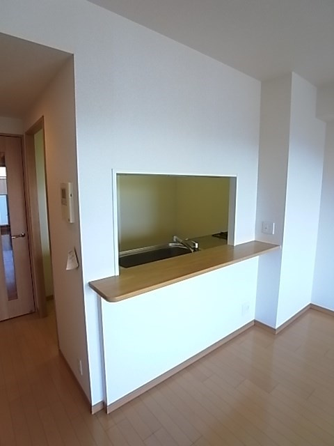 甲子園六石町ハイツ