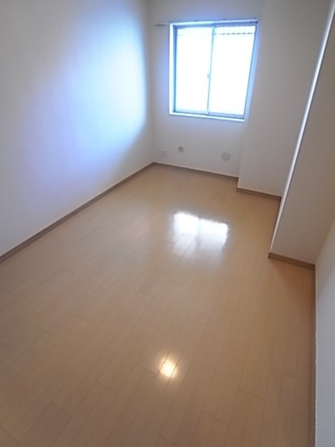 甲子園六石町ハイツの寝室