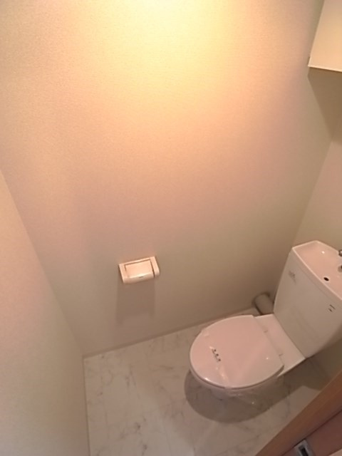 甲子園六石町ハイツのトイレ