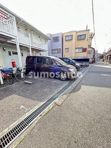 武庫川アプローズの駐車場