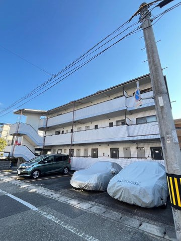 児山マンションの外観