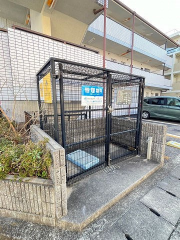 児山マンションの外観