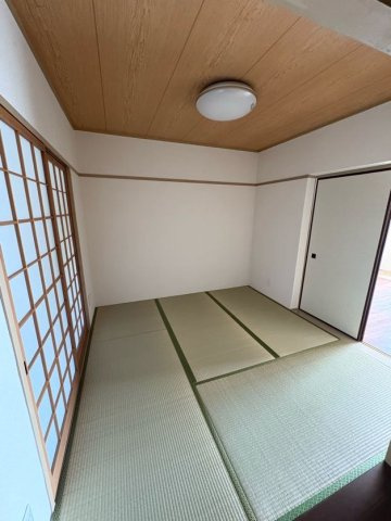 平野マンションの和室|和室、ちょっとしたくつろぎスペースにいかがでしょうか