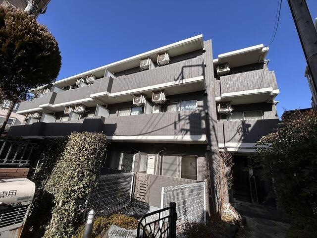 中目黒ドームの外観| 