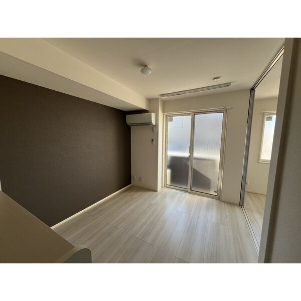 ロイジェント高島平の居間・リビング