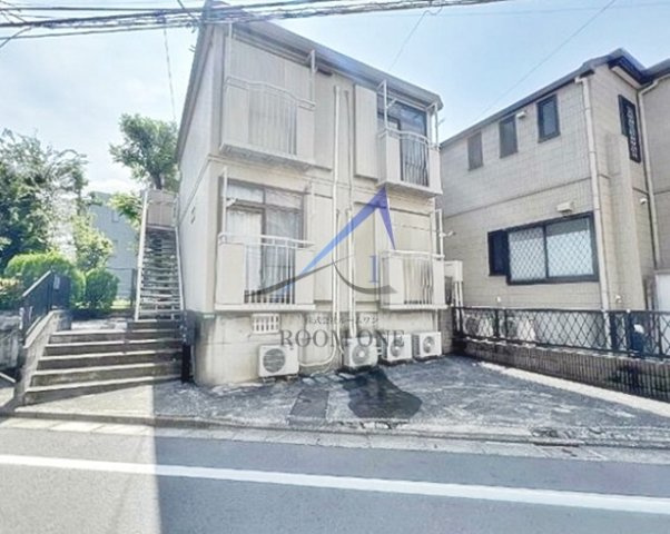 ジュネス・エフ