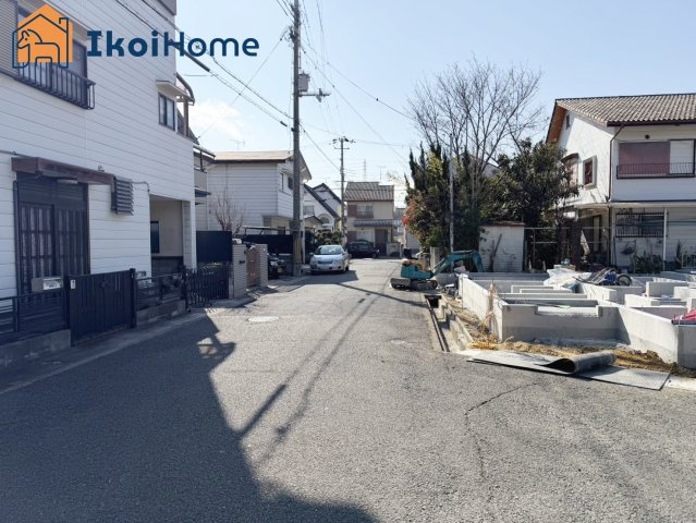 神戸市西区南別府4丁目　B号棟　新築戸建のエントランス|～ご見学に関して～平日や夜間でもご案内可能。決まったお時間で身動きが取れない方も臨機応変に対応します