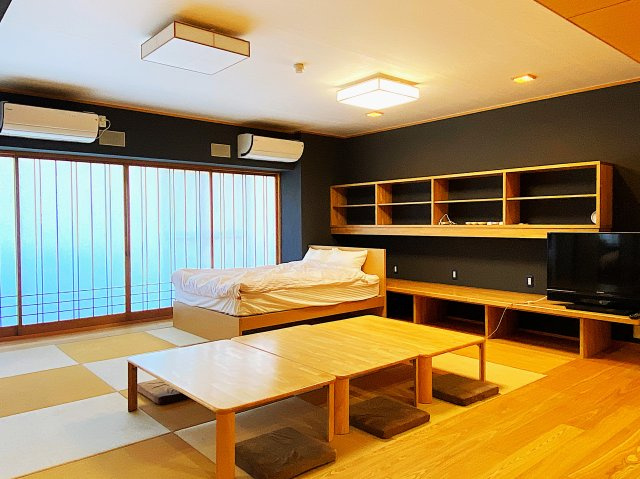 ラヴィ熱海C棟の居間・リビング