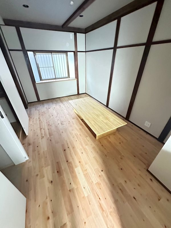 日暮通１丁目貸家の居間・リビング
