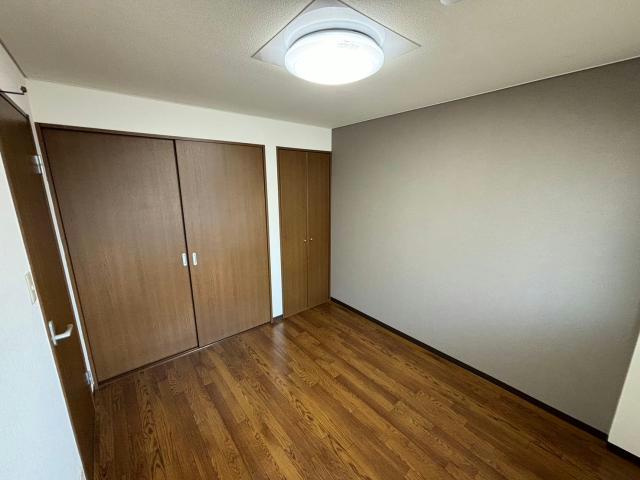 アムールエバーハイツの洋室