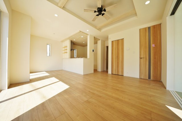 【横浜市旭区中沢3丁目23-10全2棟新築戸建て】★仲介手数料無料★（中沢小学校・旭中学校）の区画図