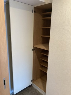 【収納】 | ヴィラ・ウェリントン | ヴィラ・ウェリントン　４０５号室と同タイプの写真です。