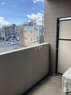 【バルコニー】 | ヴィラ・ウェリントン | ヴィラ・ウェリントン　４０５号室と同タイプの写真です。