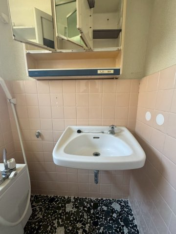 赤浦マンションの洗面所