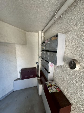 赤浦マンションのロビー