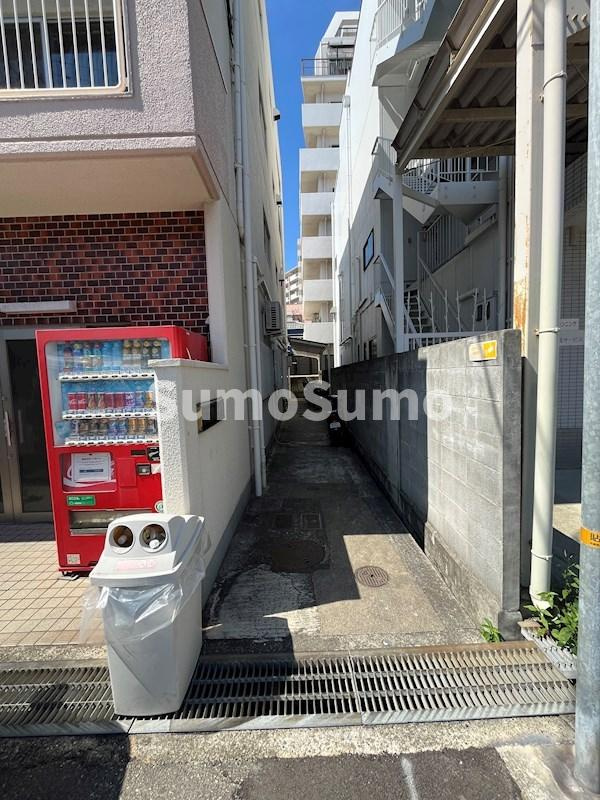須磨南ハイツのエントランス|建物の内部です