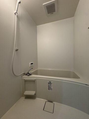 鶯橋マンションの浴室