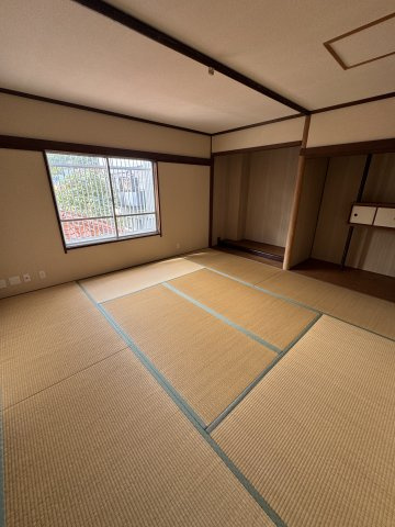 鶯橋マンションの和室