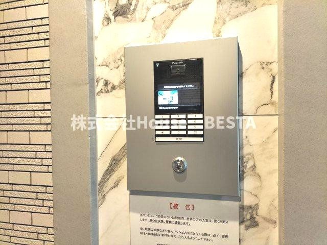 CREST TAPP DITA 神戸西パークフロントのエントランス