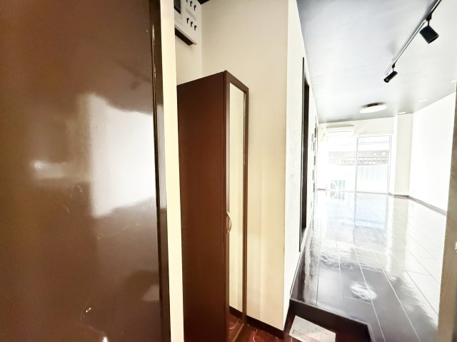 Ａｓｔａｒｔｅ　ＨＡＲＩＭＡＹＡ　Ⅲの玄関