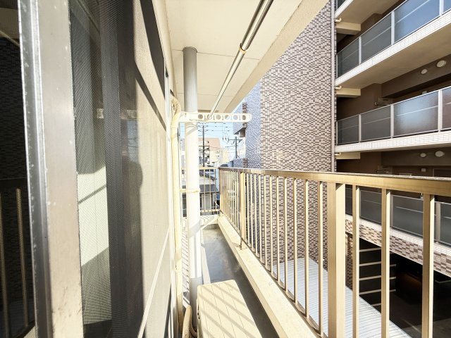 Ａｓｔａｒｔｅ　ＨＡＲＩＭＡＹＡ　Ⅲのバルコニー