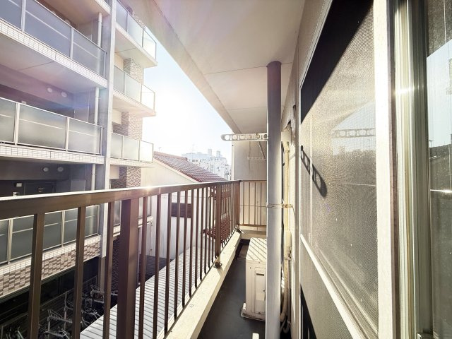 Ａｓｔａｒｔｅ　ＨＡＲＩＭＡＹＡ　Ⅲのバルコニー