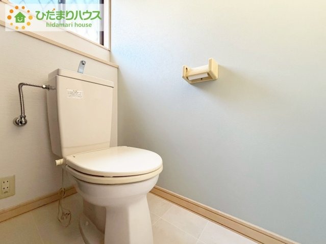 いわき市小名浜相子島字道下　中古戸建のトイレ|トイレは1F、2F共に完備！取り合いになることがありませんね(^^)/