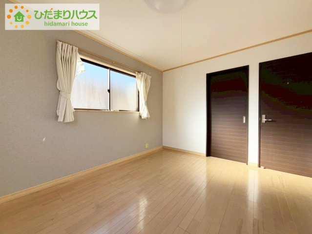 いわき市小名浜相子島字道下　中古戸建の洋室|全居室収納付き(^^♪