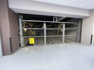 【駐車場】 | S-RESIDENCE新大阪駅前 | 駐車場です。