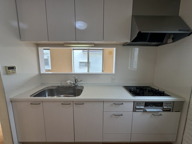 神戸市西区月が丘１丁目戸建のキッチン