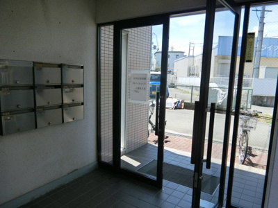 【エントランス】 | 春日ハイツ