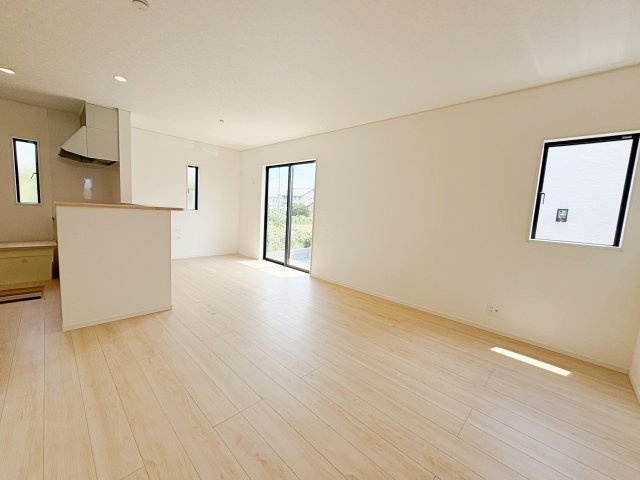 【居間・リビング】 | 本庄市下野堂第6　クレイドルガーデン　新築戸建　全3棟　3号棟