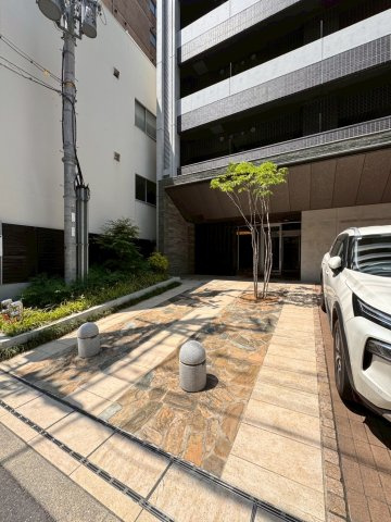 スワンズシティ谷町モデルノの駐車場|駐車スペースもあります
