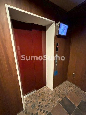 クリスタルブライト本町東のロビー