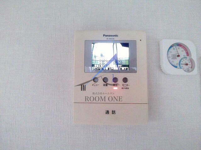 リバーサイドタウン木場南スカイハイツのセキュリティ|モニター付きインターホンです。