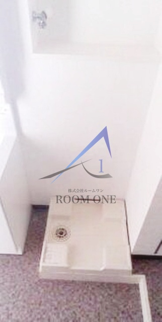 リバーサイドタウン木場南スカイハイツの設備|洗濯機置き場です。