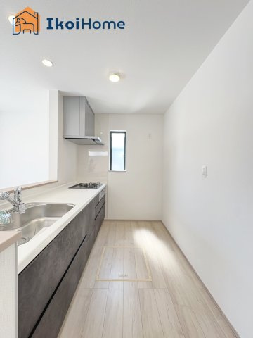 明石市二見町西二見　新築戸建のキッチン|【ホームページに現地動画掲載中】●年中無休：当日予約可●カップボードのご依頼可能！