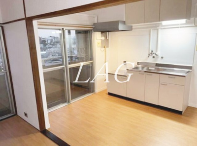 【居間・リビング】 | メゾン太陽 | 洋室のお部屋です。